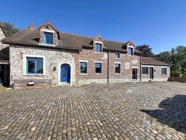Rare Opportunity : 130a Estate / 385 m² Living Space