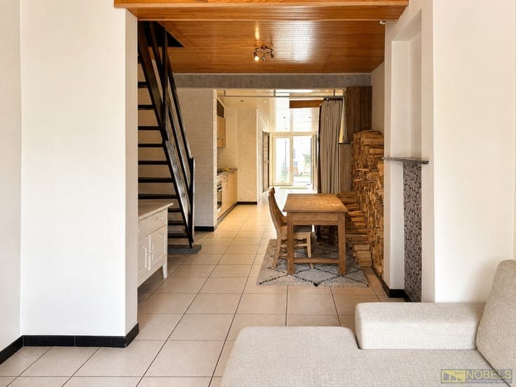 For sale, move-in ready terraced house with garden in Ronse
