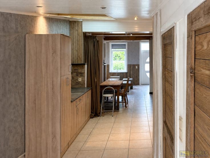 For sale, move-in ready terraced house with garden in Ronse