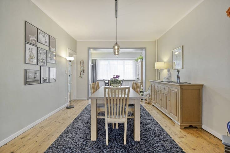 5 bedroom house with garden for sale in Hoboken