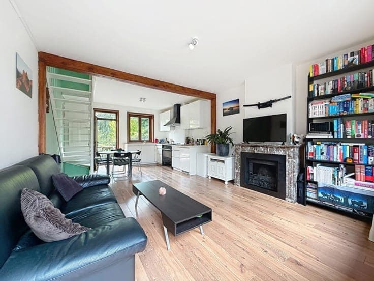 Charming renovated HOUSE near the park