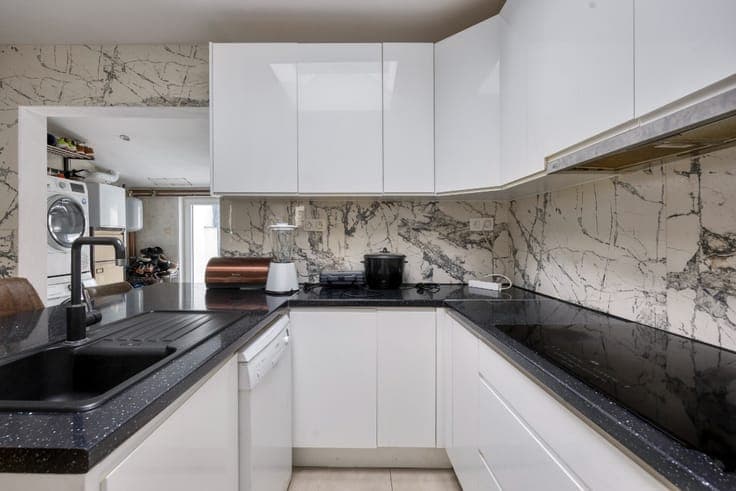 Spacious 4-bedroom townhouse in Mechelen