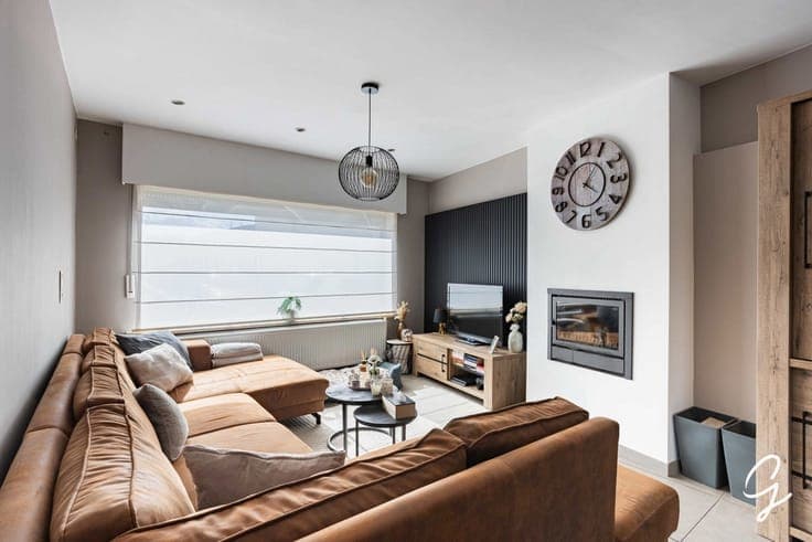 Move-in ready family home with 4 bedrooms, garden and spacio