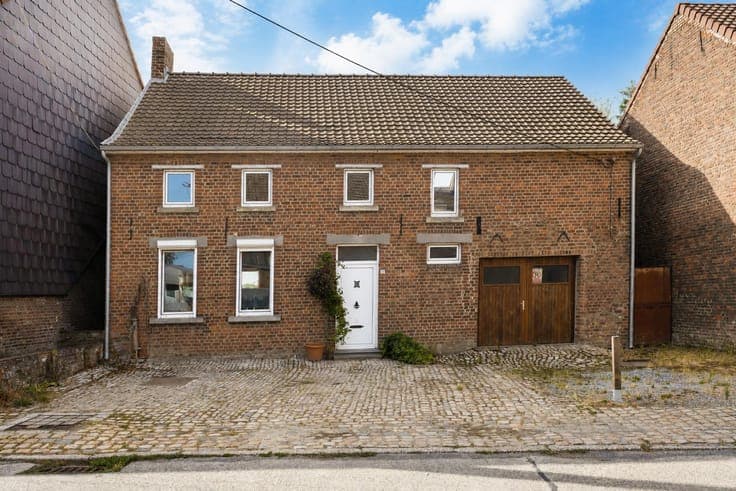 House in Ramillies