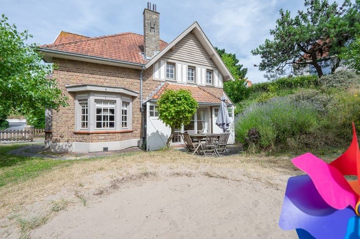 Uiterst charmante villa, rustig gelegen in een verscholen...