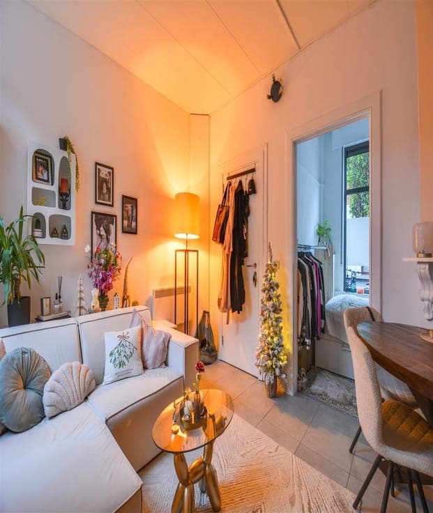 Investment property with 3 student studios in the heart of M
