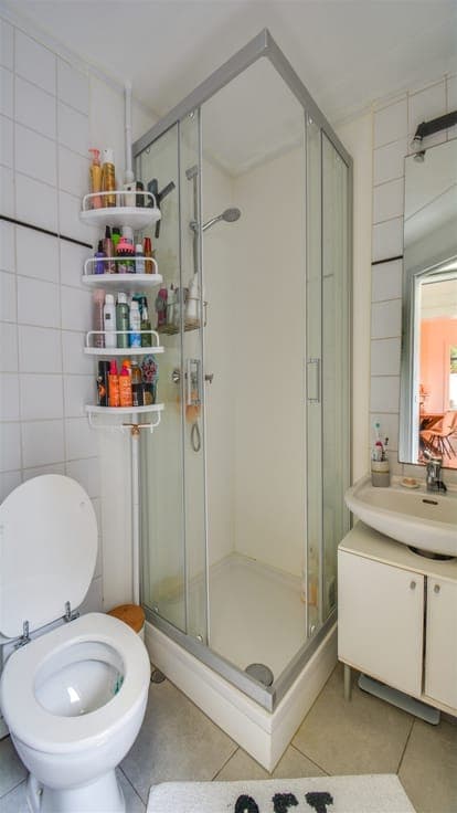 Investment property with 3 student studios in the heart of M