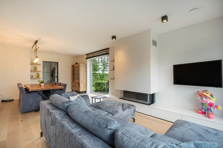 Large family home with 5–6 bedrooms