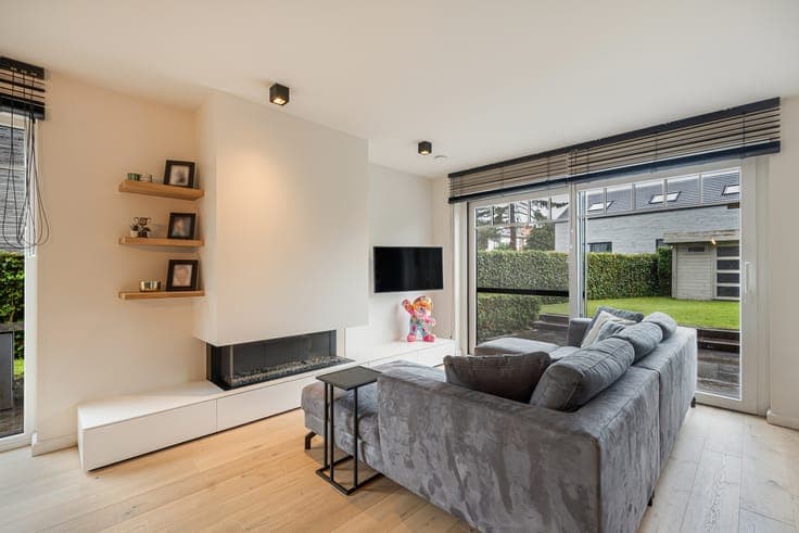 Large family home with 5–6 bedrooms