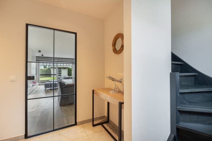 Large family home with 5–6 bedrooms