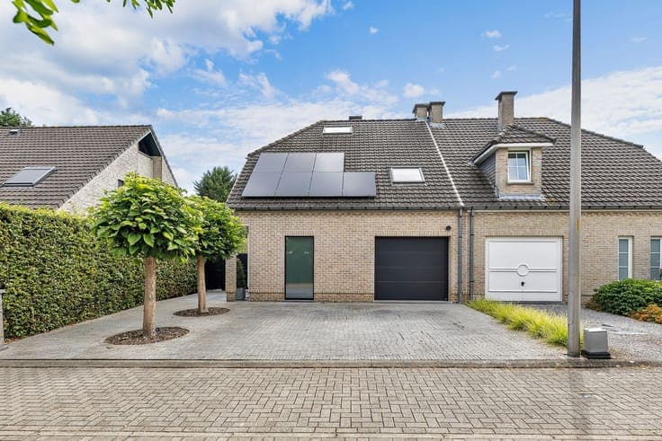 House in Ternat