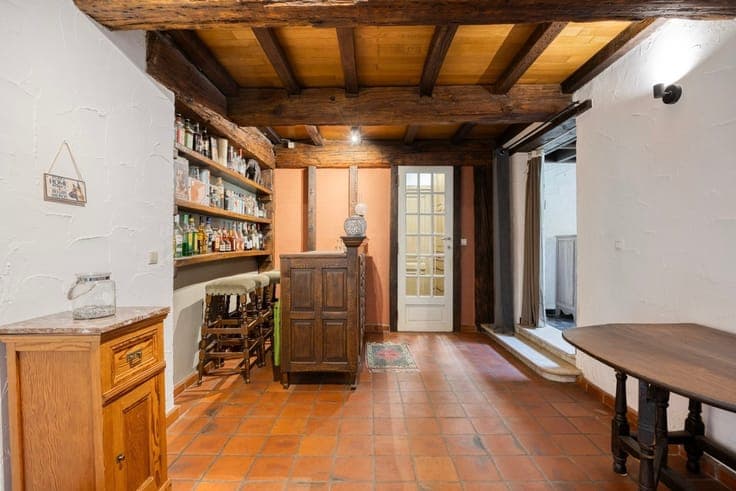 Prachtige woning met ruime loods