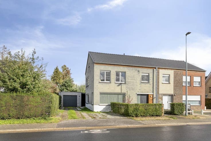 Ready to move in house with 3 bedrooms in Oostkamp