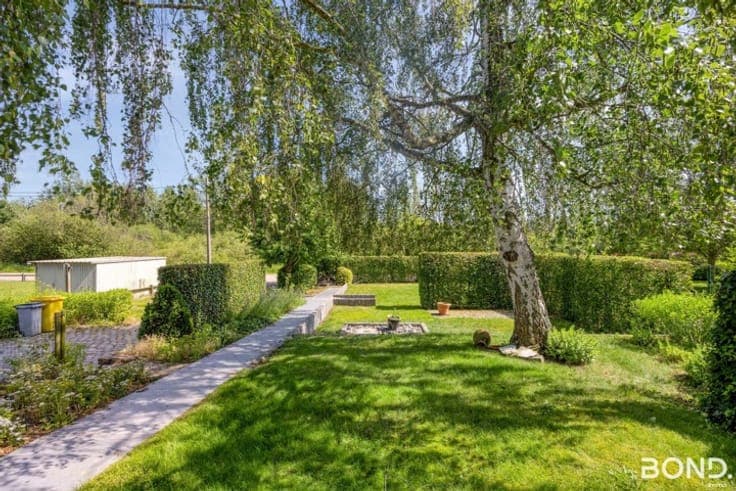 Charmante woning met ruime tuin in Rotselaar!
