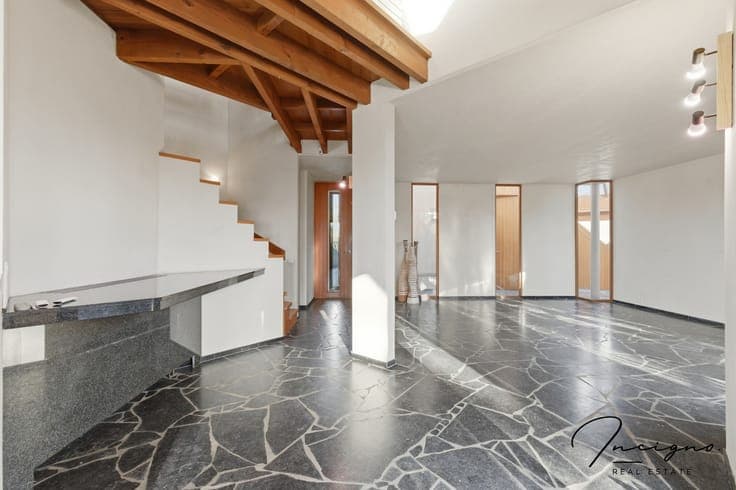 Uitzonderlijke architecturale woning met zicht op het mee...