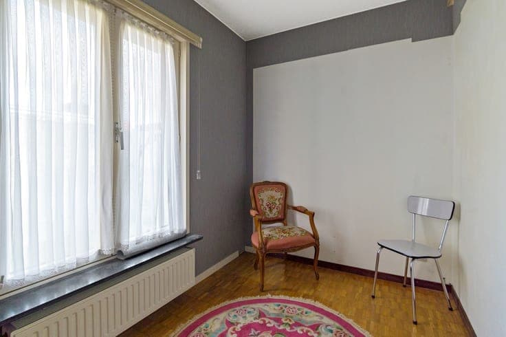 Instapklare woning met 2 slpkrs en ruime tuin te Beerzel