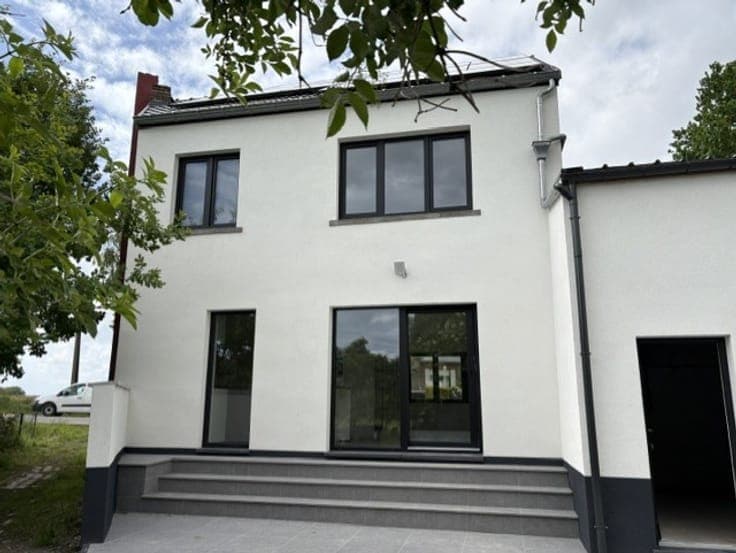House in Landen