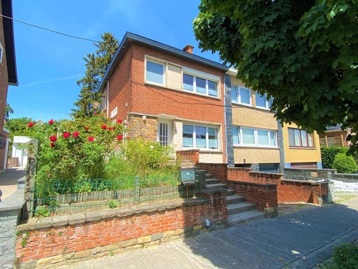 HOUSE IN THE GREEN, CLOSE TO BRUSSELS