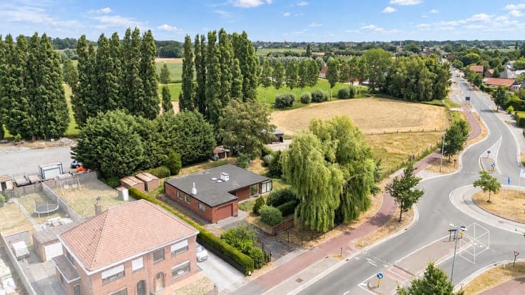 Centraal gelegen gelijkvloerse woning met royale tuin op ...