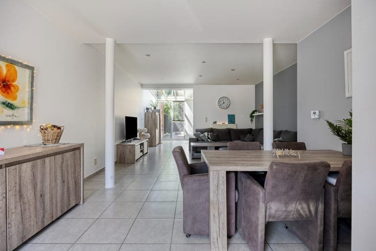 Bright family home with sunny garden