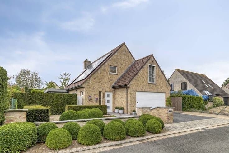 Cosy, detached house for sale in Sijsele (Damme)