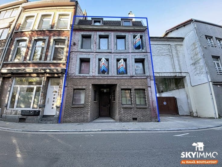 IMMEUBLE 5 UNITÉS À LIÈGE–ÉLECTRICITÉ CONFORME-IDEAL INVEST