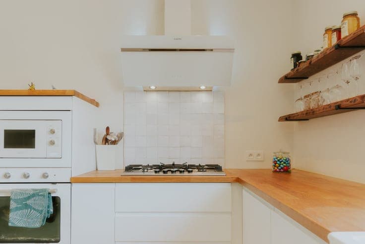 Hedendaagse ingerichte GEZINSWONING mét 3 slaapkamers én ...