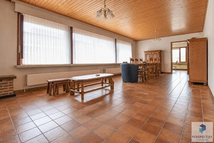 Rustig gelegen gelijkvloerse woning met royale woonopperv...