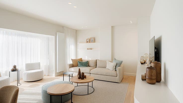 Recently renovated semi-detached house for sale, just a f...