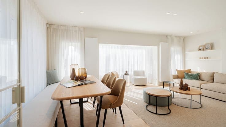 Recently renovated semi-detached house for sale, just a f...