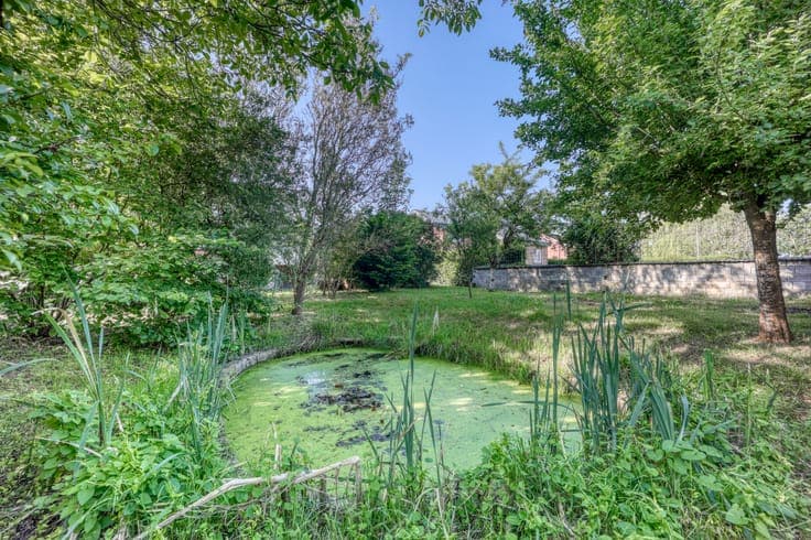Villa à renover à proximité du centre de Marche-en-Famenne