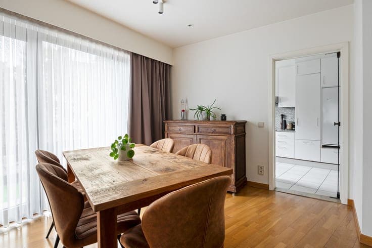 Leuke woning in het dorp van OLVW met veel mogelijkheden ...