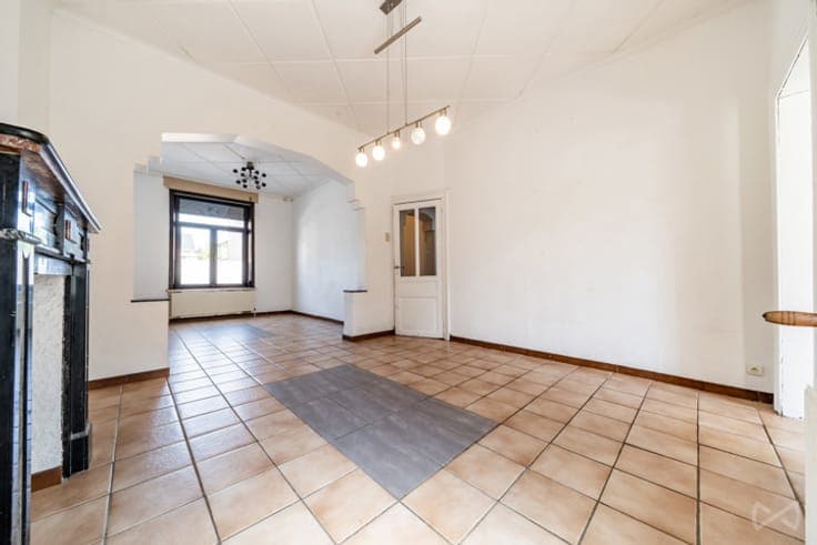 House in Monceau-sur-Sambre