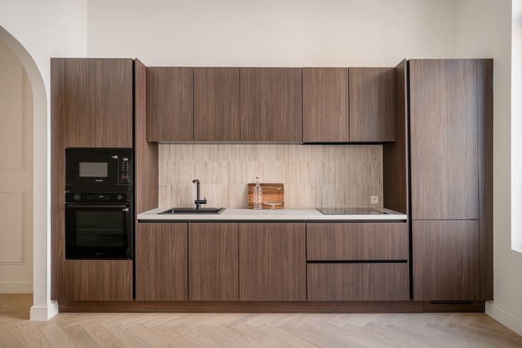 Fully renovated house with a charming city garden