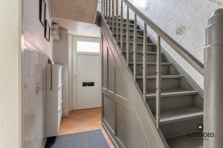 Instapklare 4-slpk hoekwoning op topligging