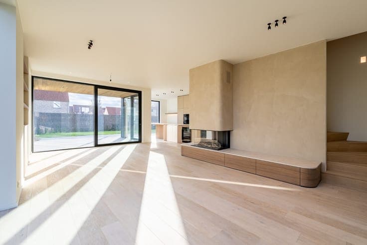 Nieuwbouwvilla gelegen op een ruim perceel te Knokke dich...