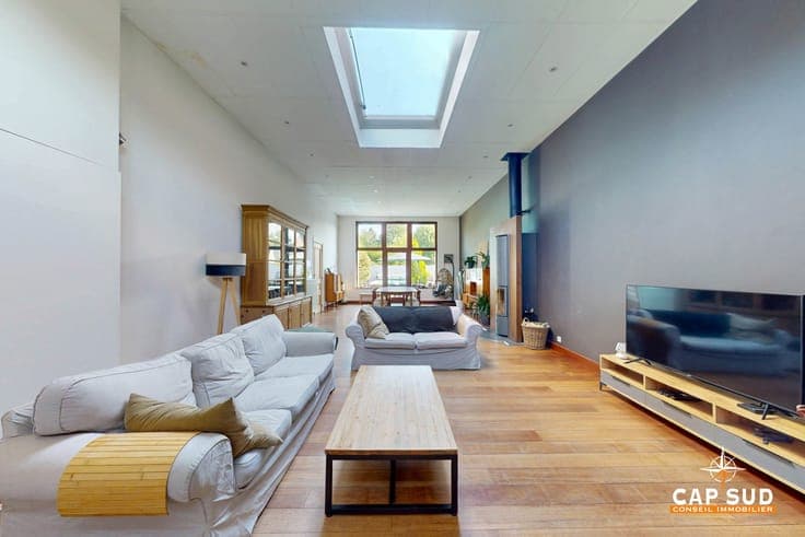 Maison de Maître rénovée avec piscine à Feluy