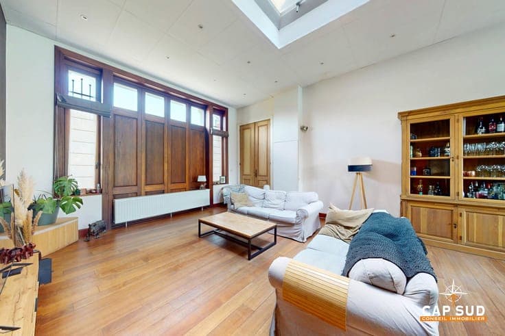 Maison de Maître rénovée avec piscine à Feluy