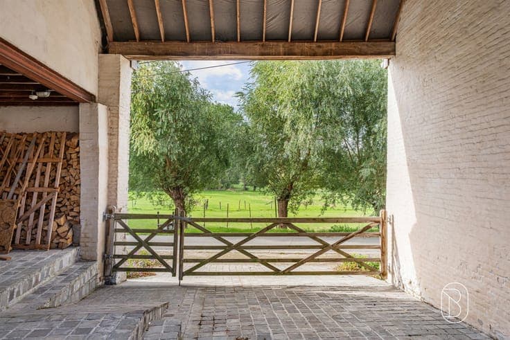 UNIEKE CHARMANT GERENOVEERDE VIERKANTSHOEVE (B&B)