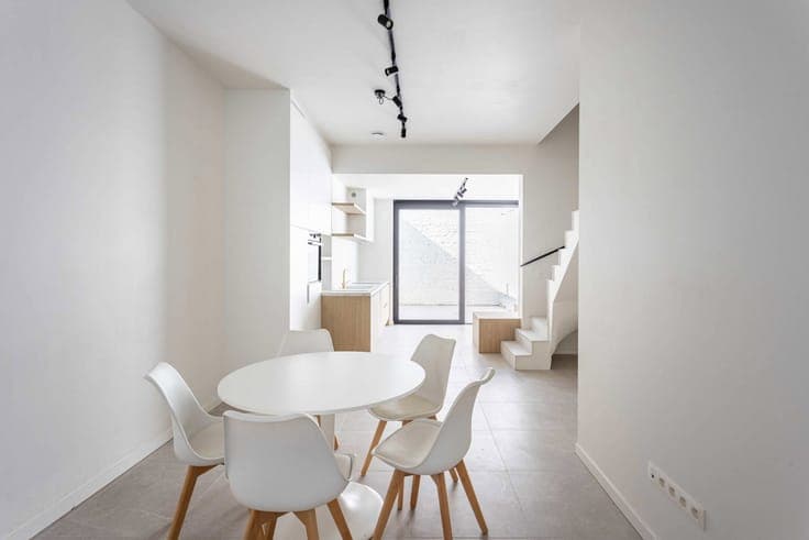 High-quality renovated townhouse in downtown Aalst.