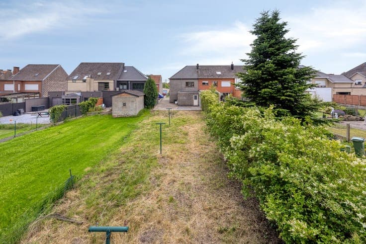 Family Home – 3 Bedrooms, Cosy Garden and Spacious Driveway