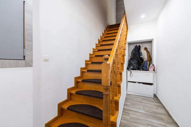 House in Vivegnis