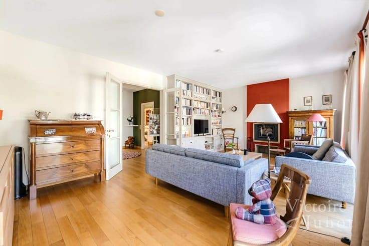 Observatory, superb 7-bedroom house with garden and garage