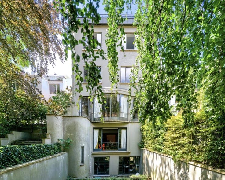 PRIVATE MANSION ON 14A50
