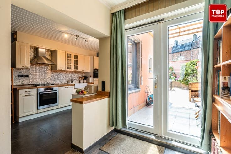 Instapklare woning met gezellige tuin op centrale ligging