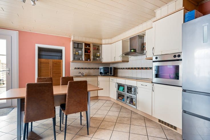 Instapklare woning met 2 slpkrs en tuin in Sint-Katelijne...