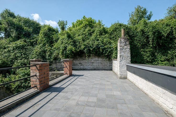 Charming four bedroom townhouse in Liège !