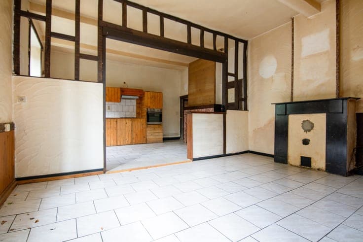 House in Tellin