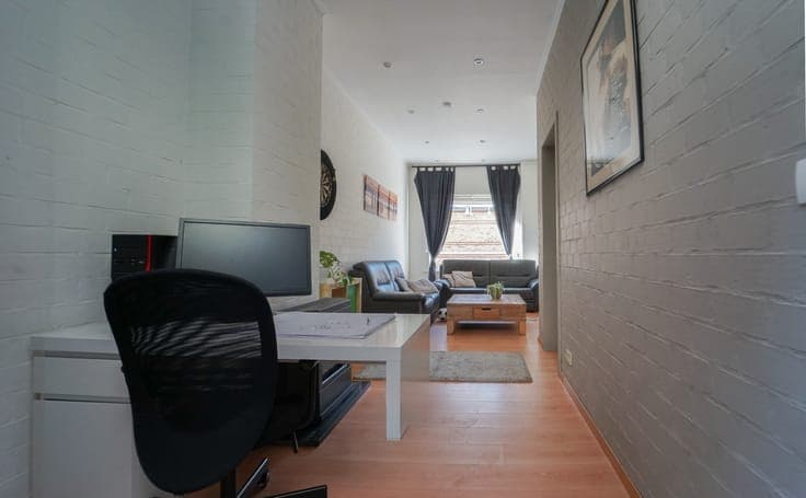 Instapklare rijwoning met 4 slaapkamers!