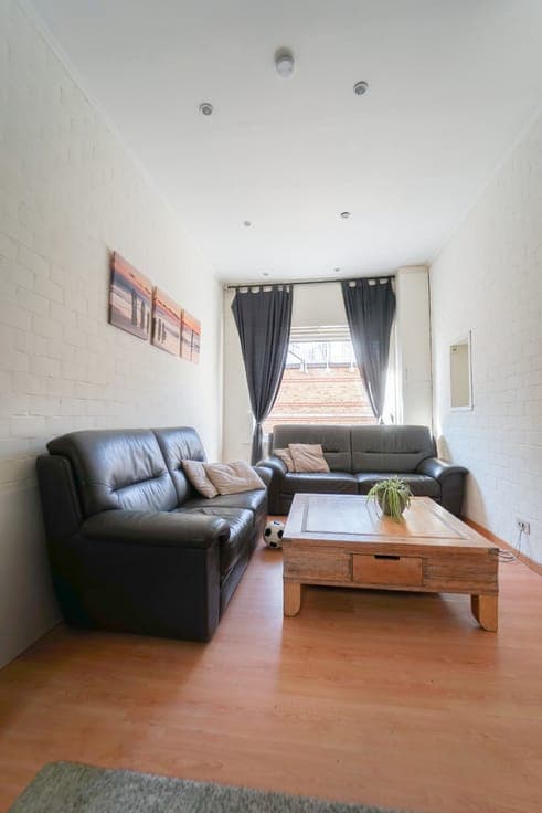 Instapklare rijwoning met 4 slaapkamers!